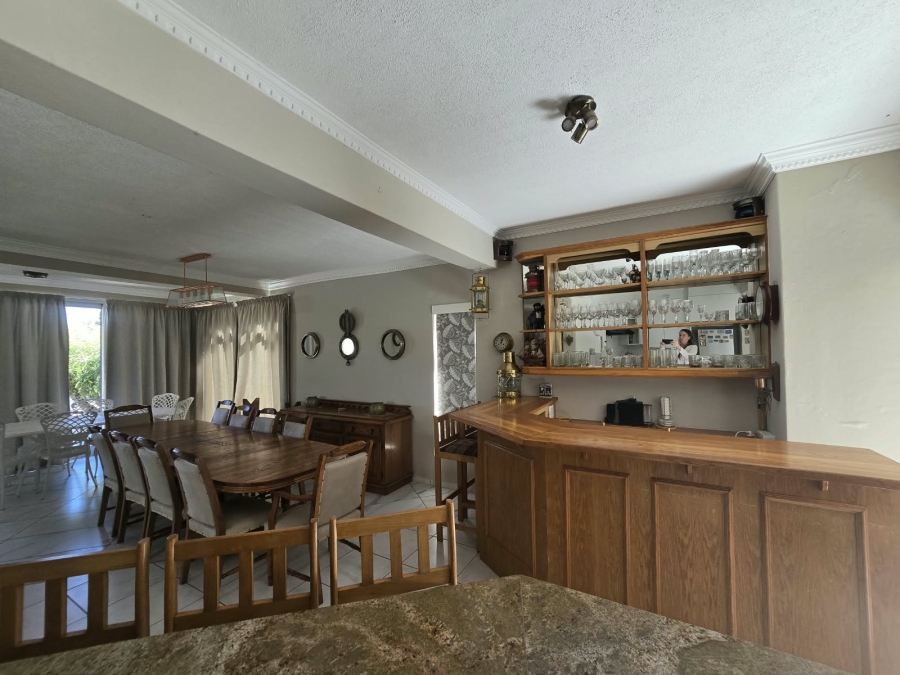 4 Bedroom Property for Sale in Royal Alfred Marina Eastern Cape